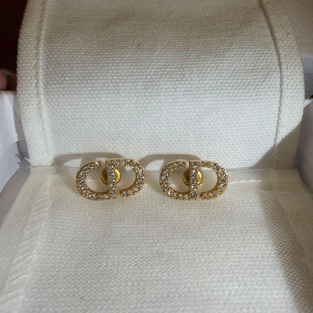 Dior Clair D Lune ピアス