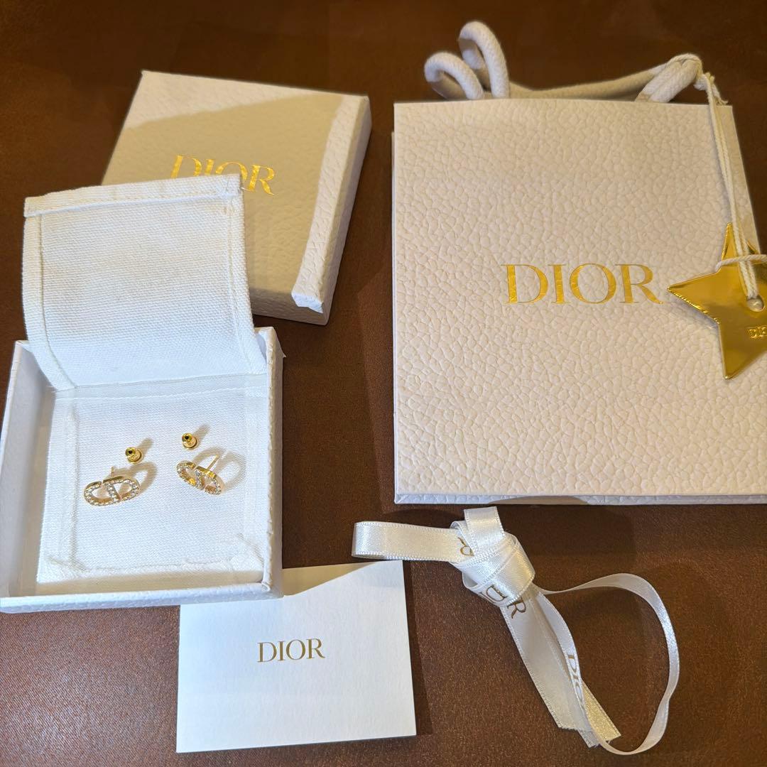 Dior Clair D Lune ピアス