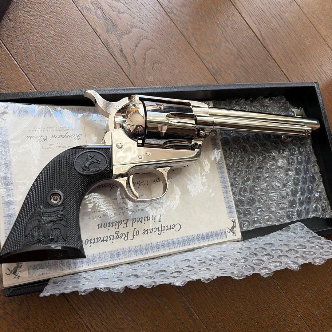 コルトリボルバー .45 ニッケル仕上げランパントクラシックアーティーラリー