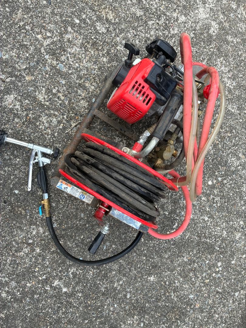 【富山引取希望】ガソリンエンジン 高圧洗浄機 巻取り式ホース動墳機