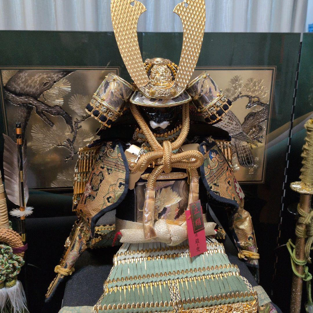 豪華な五月人形 武将の鎧 約60cm