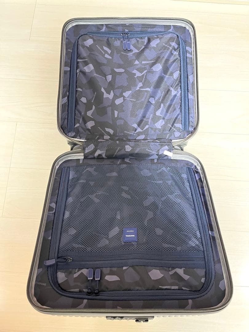 イノベーター INV20 フロントオープン 機内持込可33L STEELGRAY