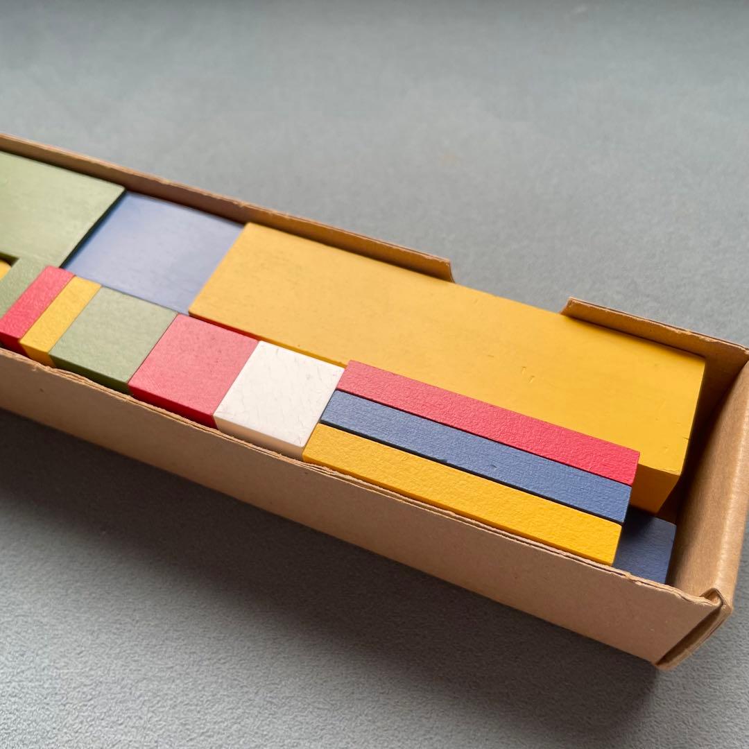 Naef バウハウス バウスピール