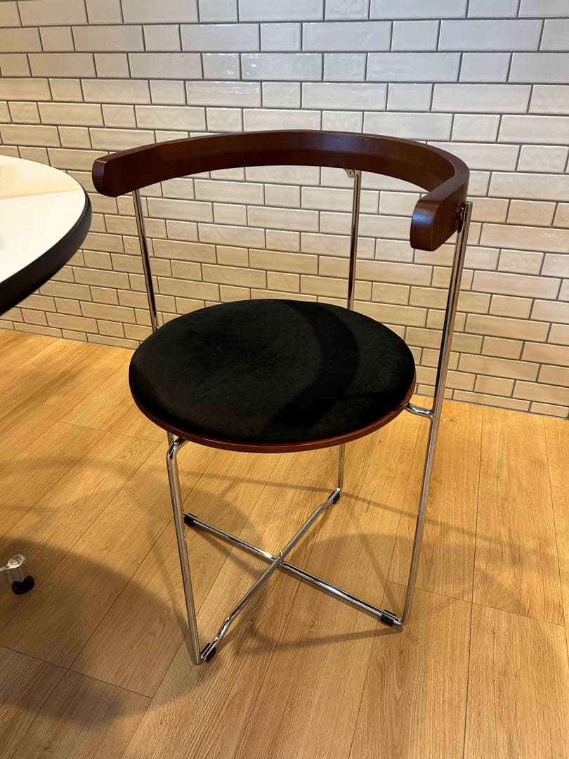 Sóley 折りたたみチェア　ポストモダン