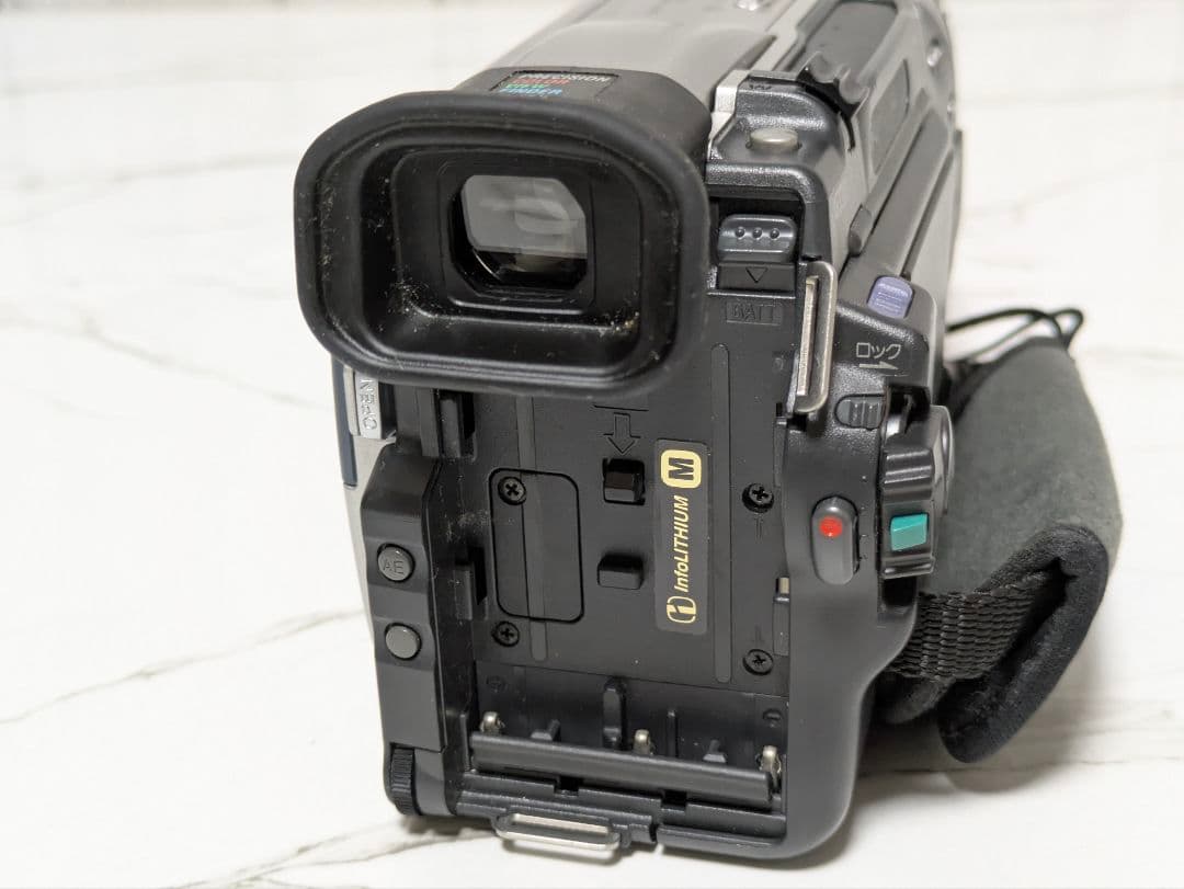 ② SONY　DCR-TRV20　MiniDV対応　豪華セット
