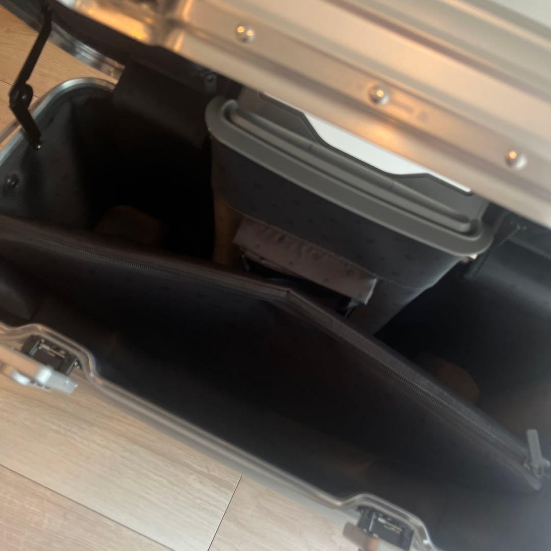 リモワ オリジナルパイロット