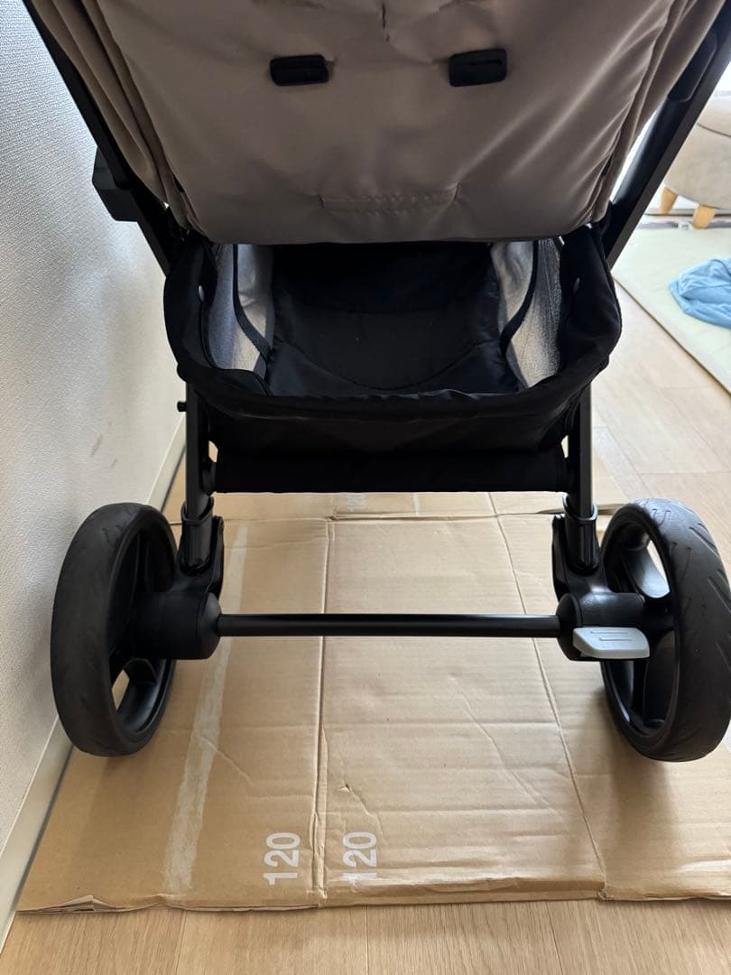 【美品】【使用3回】Joie エヴァライトデュオ　専用レインカバー付き　ベージュ