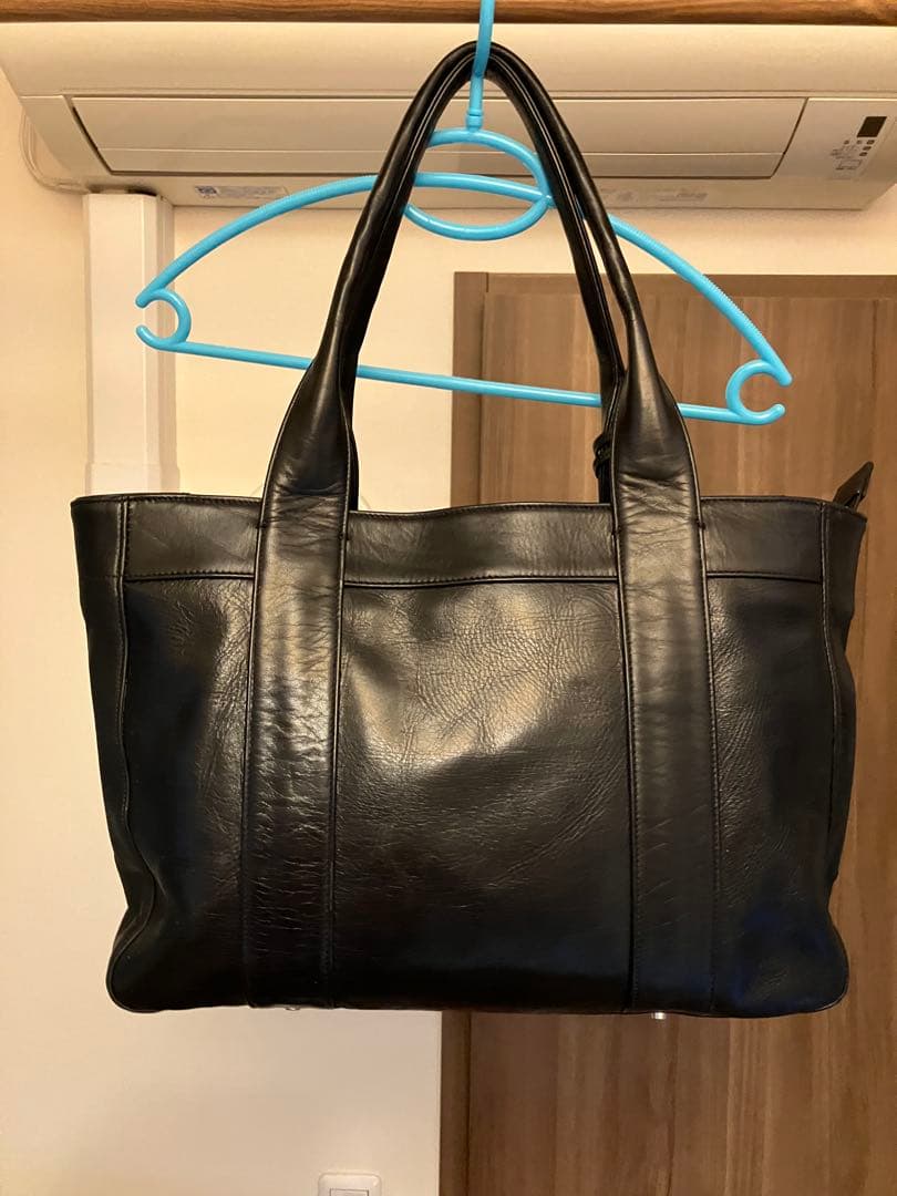 【値下】aniary　アニアリ　レザー　トートバッグ　A4可　ブラック　ビジネス