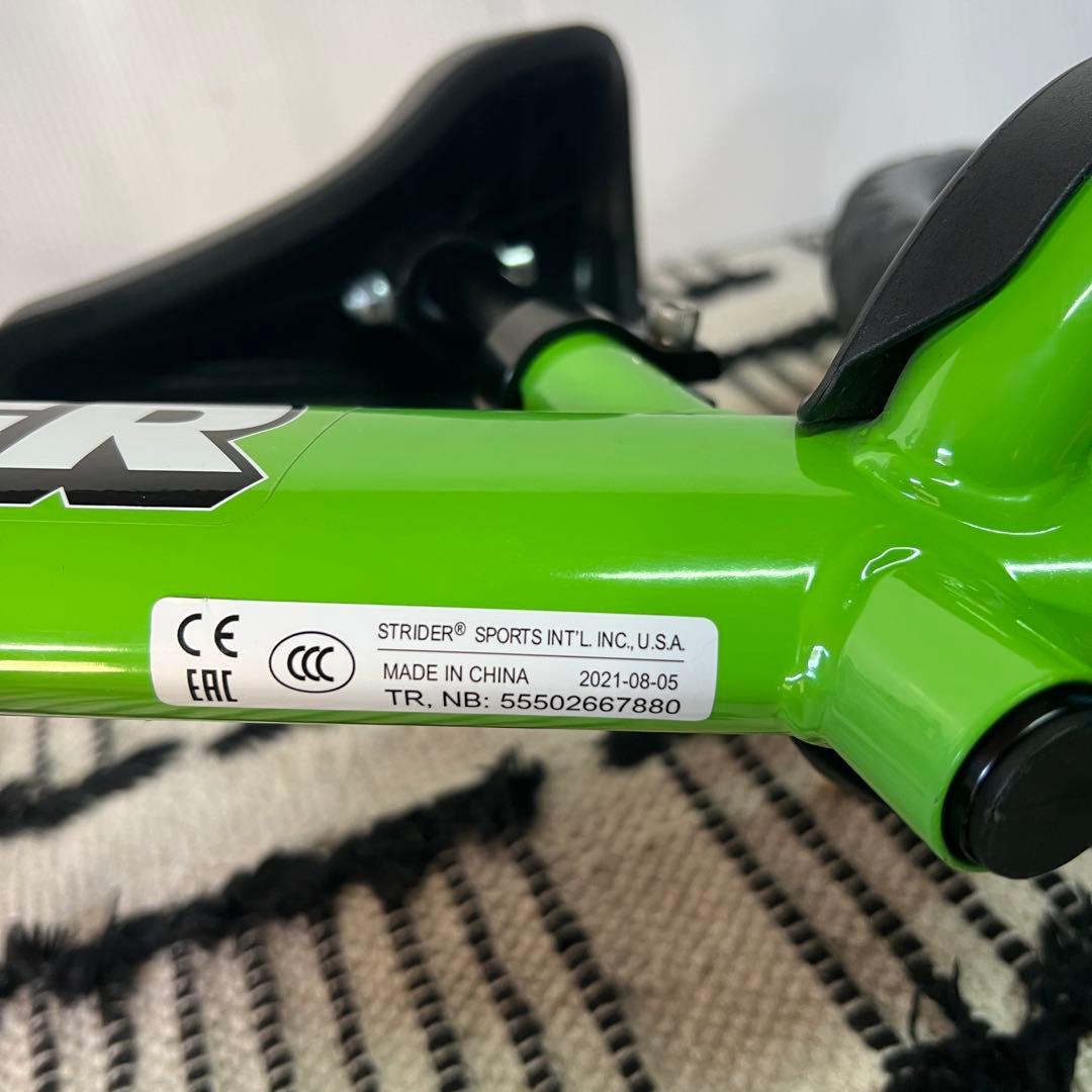 STRIDER スポーツ バランスバイク 12インチ グリーン