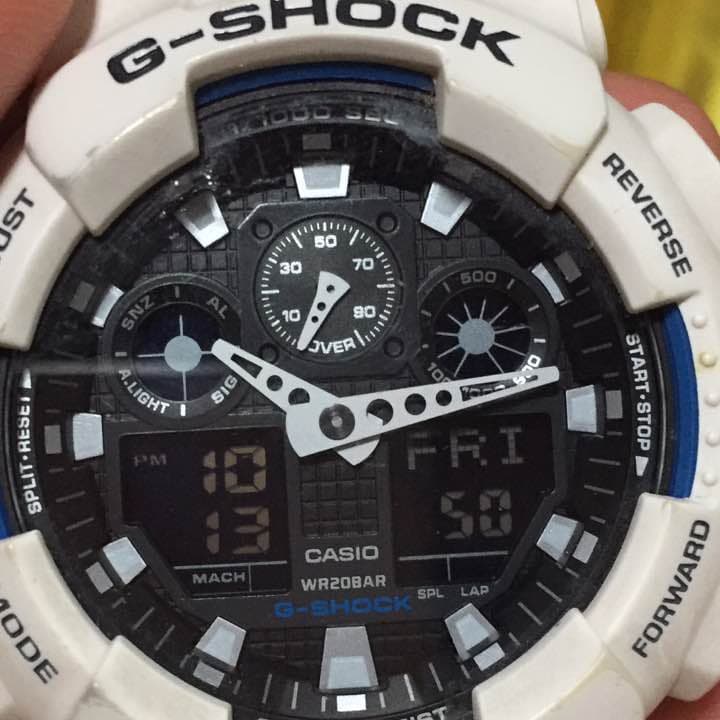 G-SHOCK時計２つ       どちらか売ることもできます