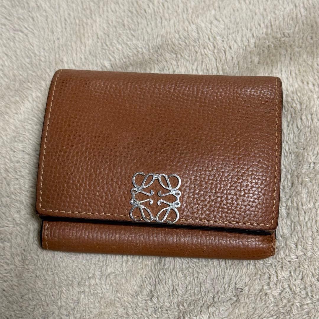 LOEWE 三つ折り財布