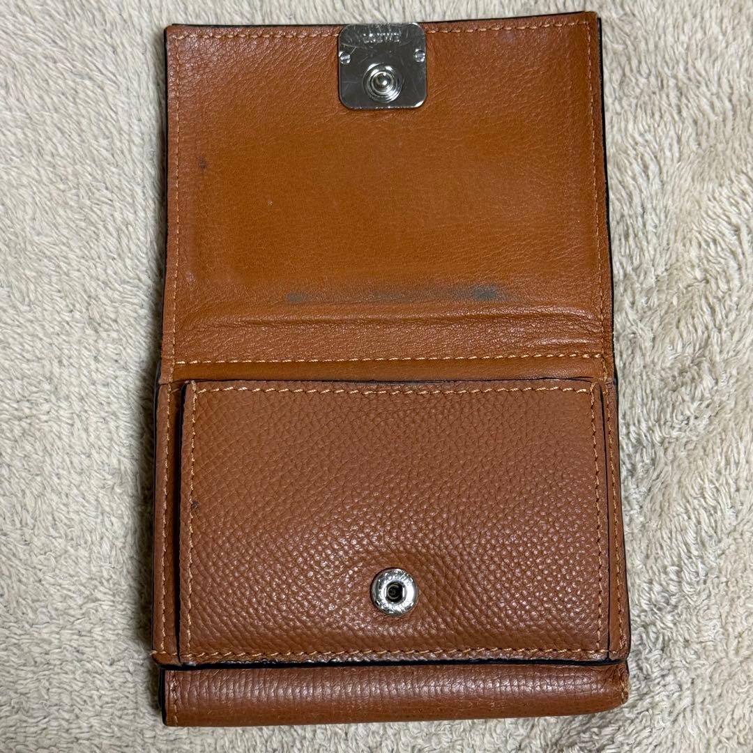 LOEWE 三つ折り財布