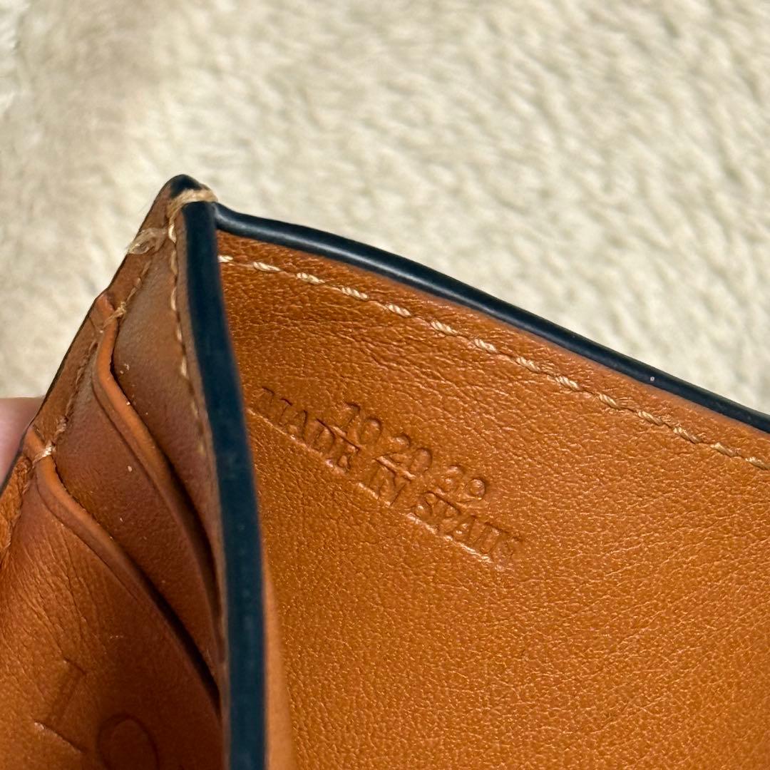 LOEWE 三つ折り財布