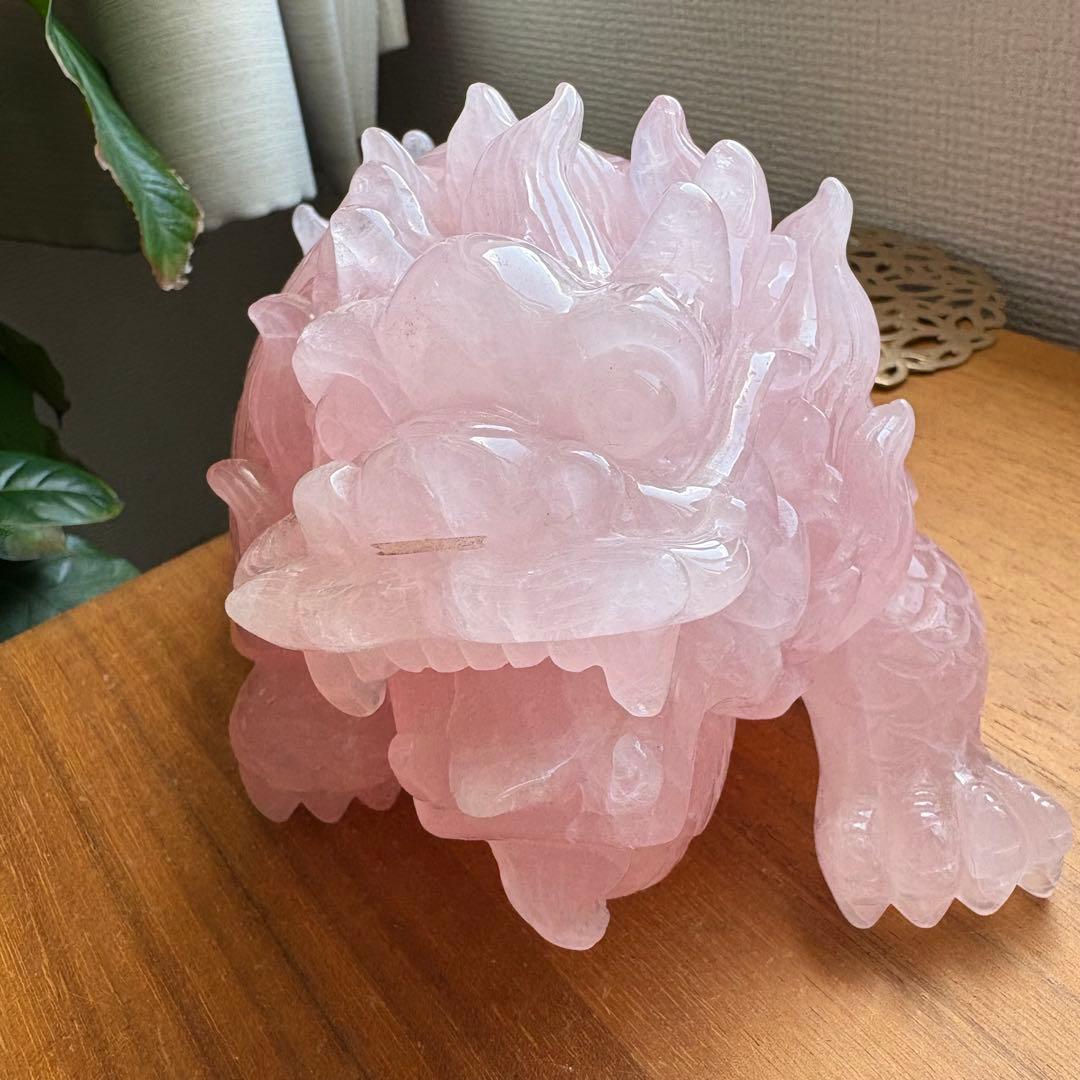 大型 高品質 マダガスカル産ローズクォーツ 龍亀（ロングイ） 置物2.45kg