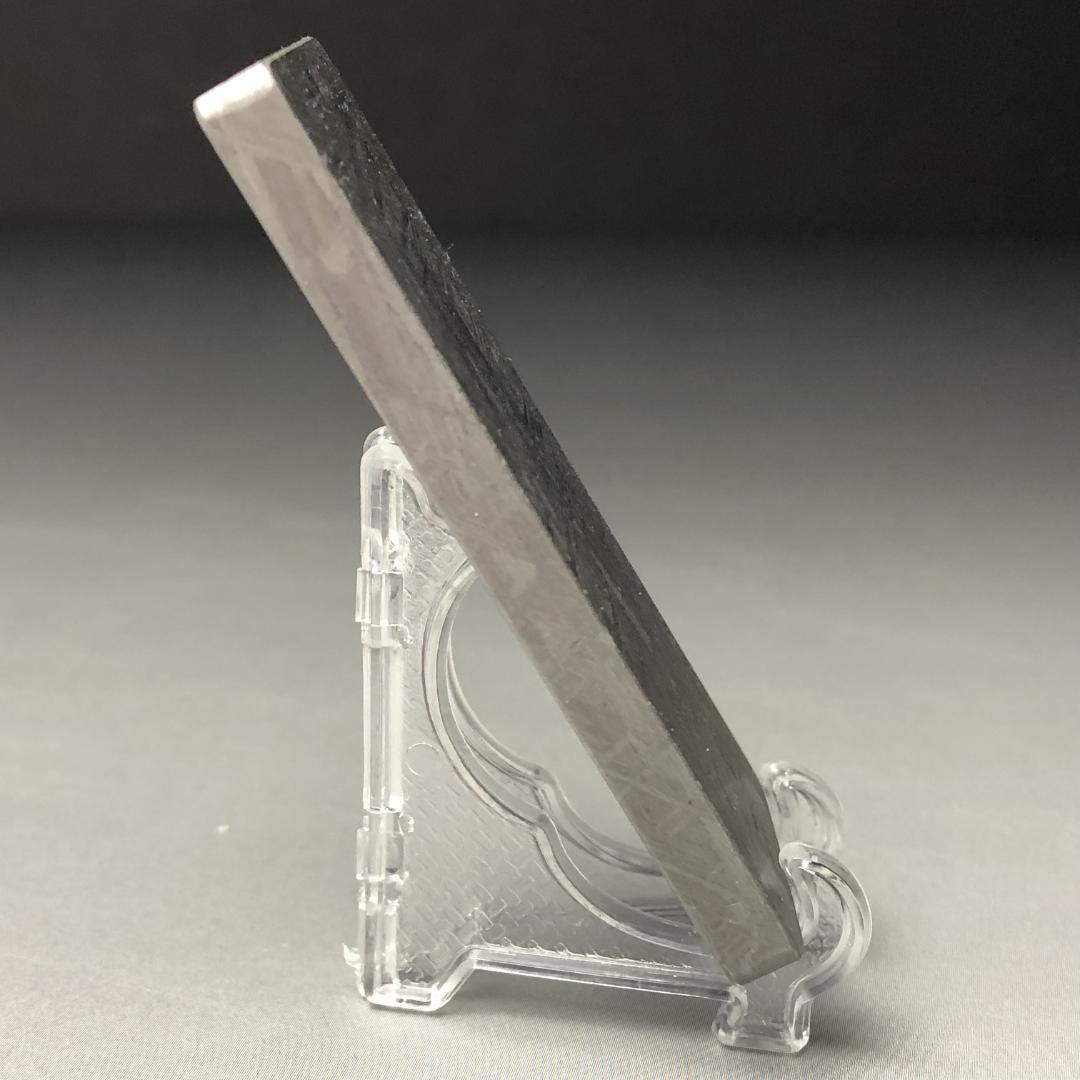 ムオニオナルスタ隕石 鉄隕石　隕石　重さ約77ｇ　ケース付き