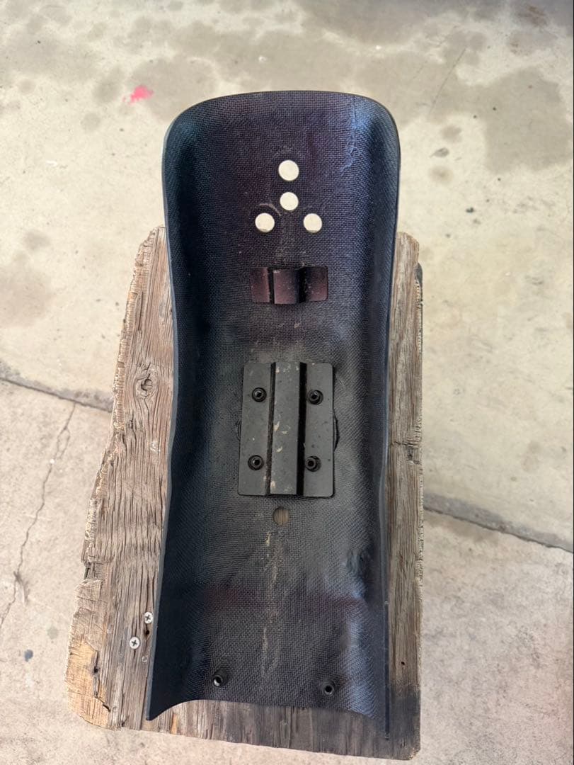 z1z2 リアフェンダー　FRP