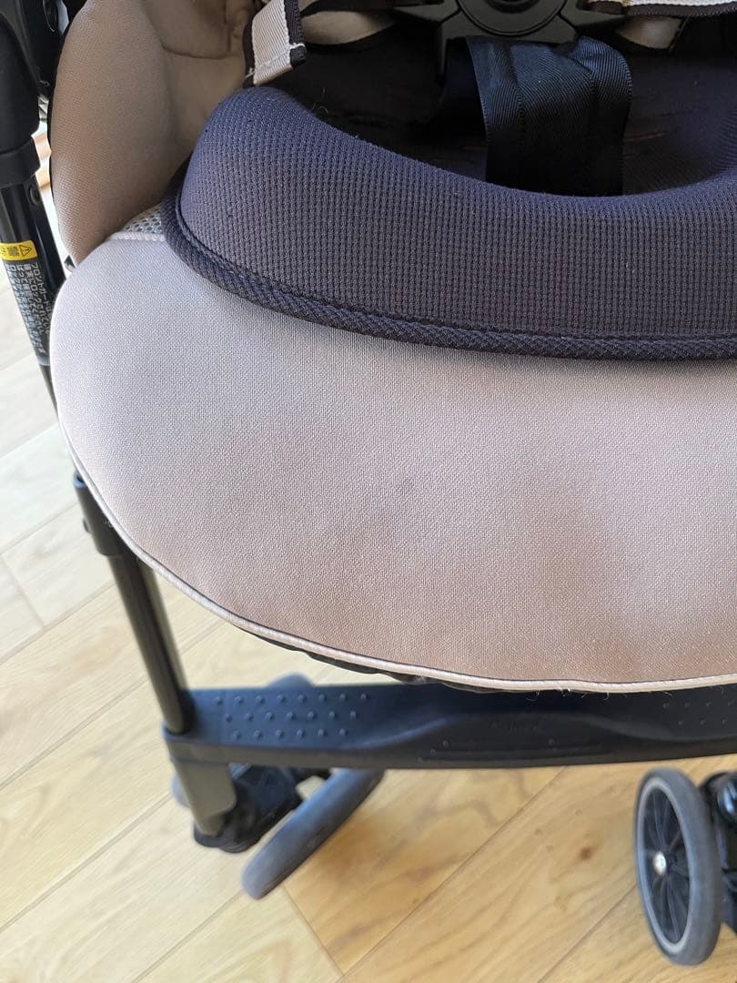 コンビ Combi メチャカルハンディオート4キャス　ベビーカー