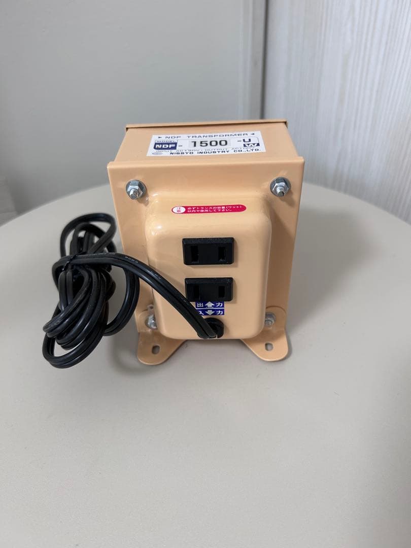 NDF-1500-U トランス式変圧器