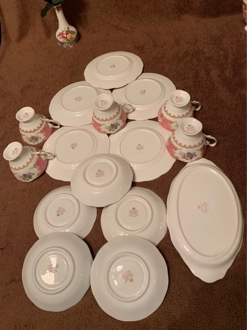   Lady Carlyle “set”