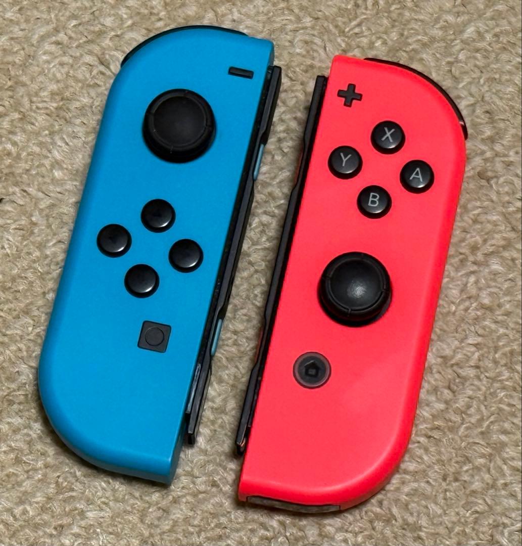 Nintendo Switch 一式 + SDカード、本体保管ケース