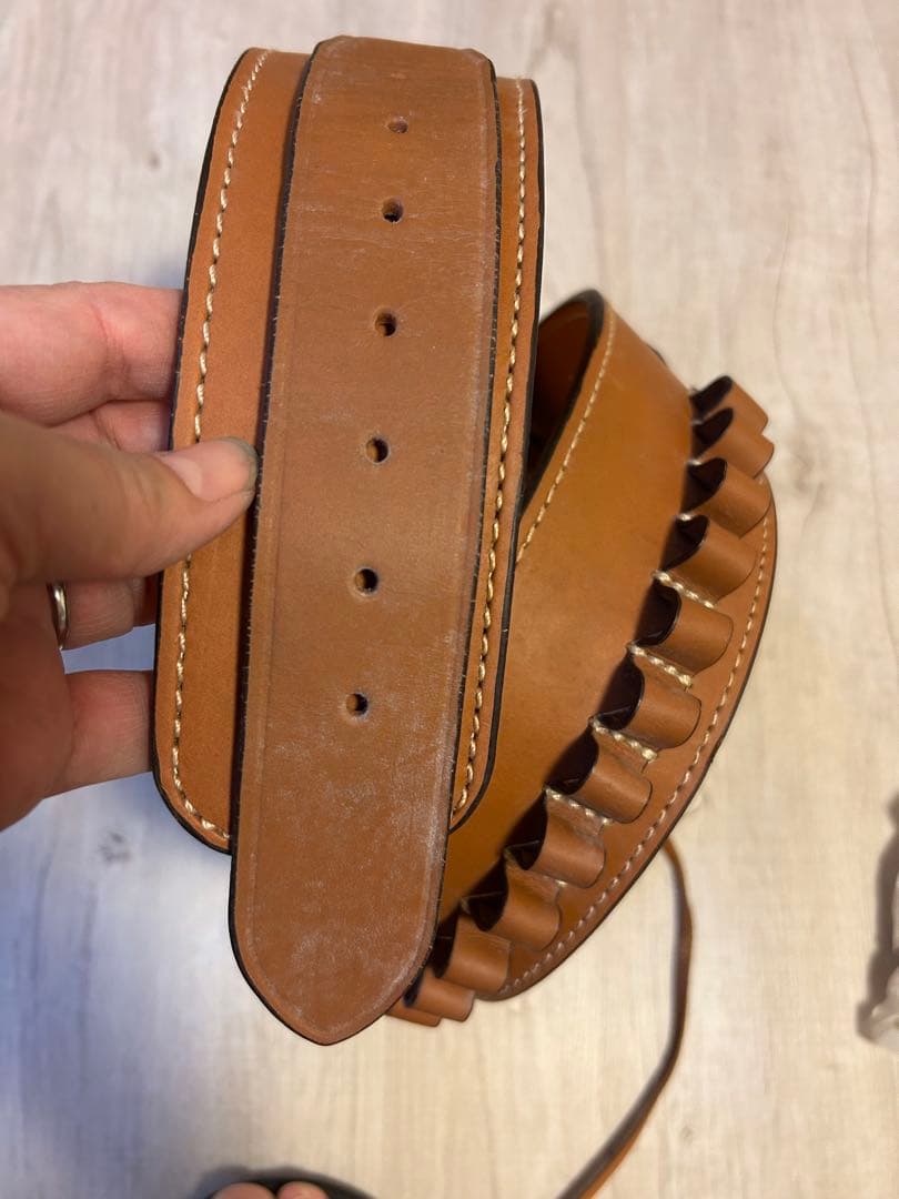 EastAウェスタンガンベルト 001-11 レザー