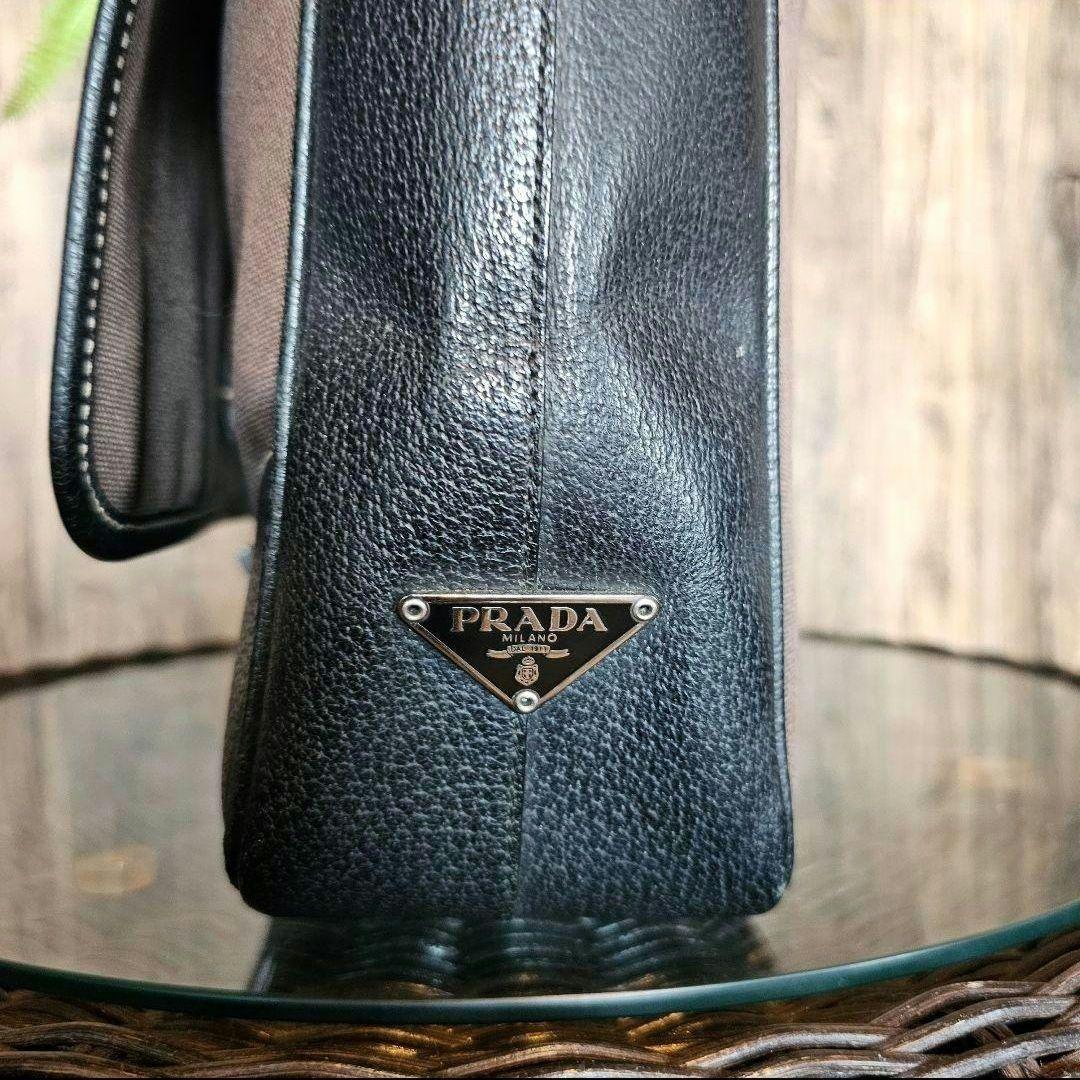 PRADA プラダ　メッセンジャーバッグ ブラウン/ブラック 　美品！
