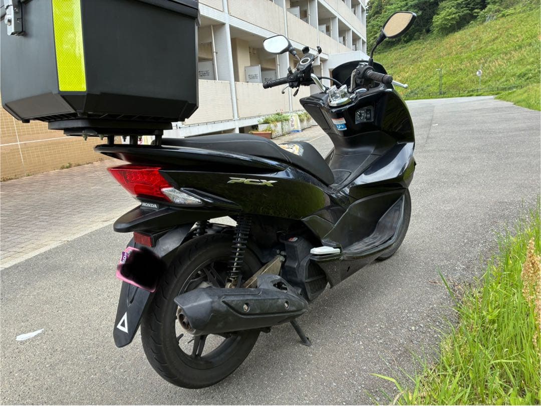 PCX125 jf56 カウル　ブラック　大幅値下げしました