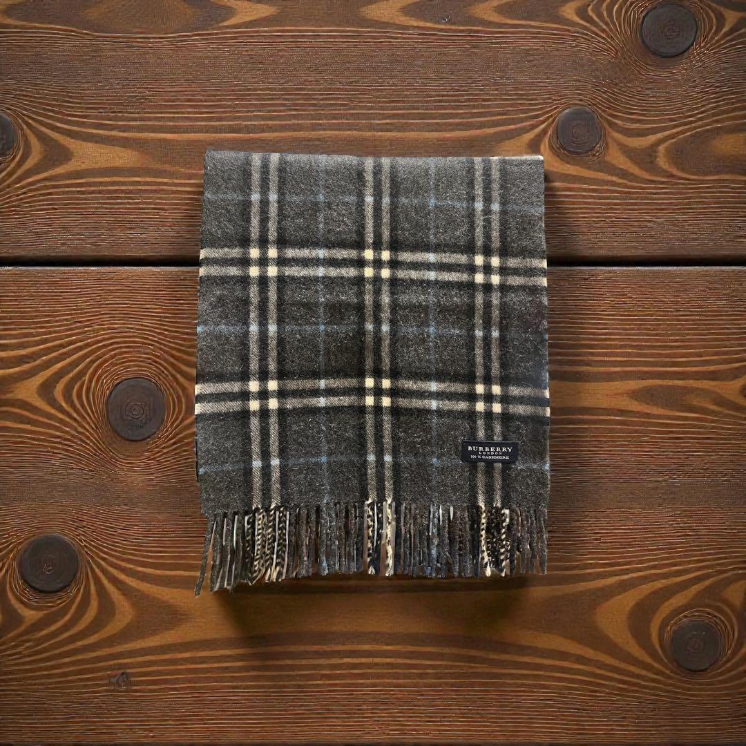 未使用　BURBERRY カシミヤ チェックマフラー グレー系