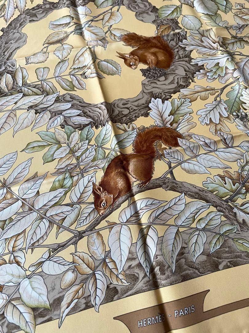 お値下げ中 エルメス カレ90 スカーフ リス柄