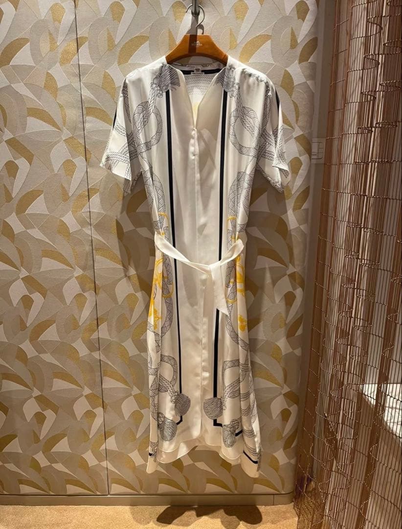 未使用同様エルメスシルクワンピース25年コレクション36サイズ