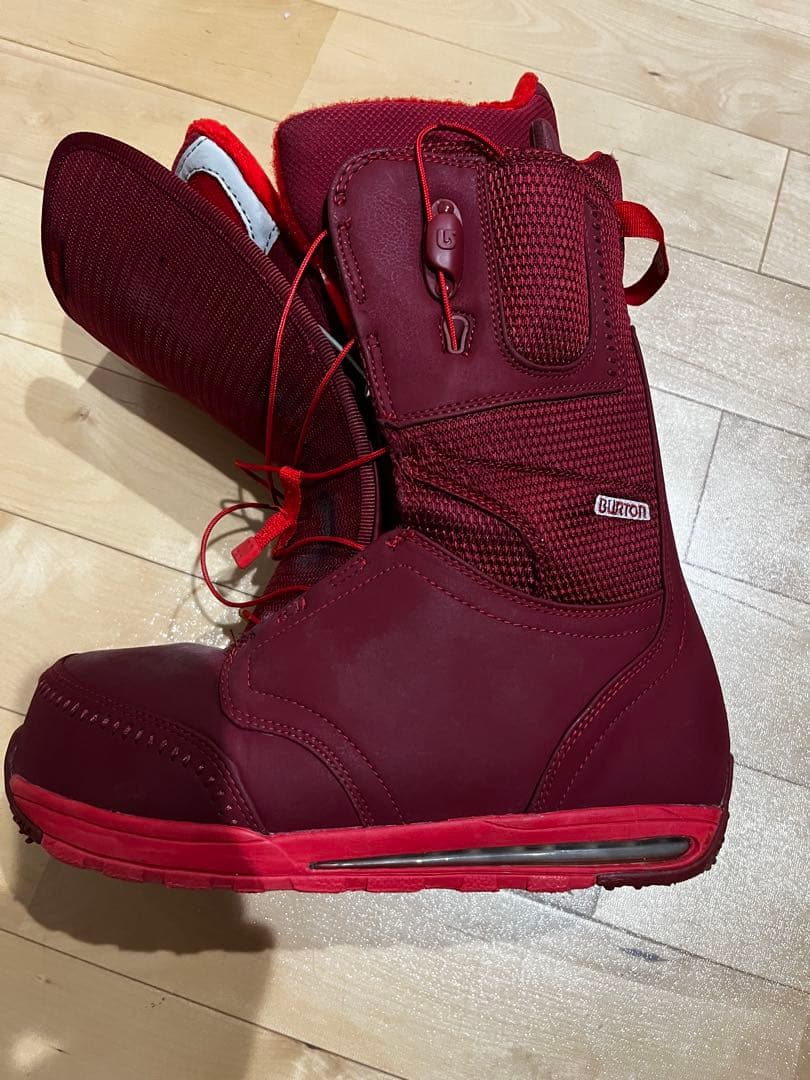 Burton スノーブーツ赤