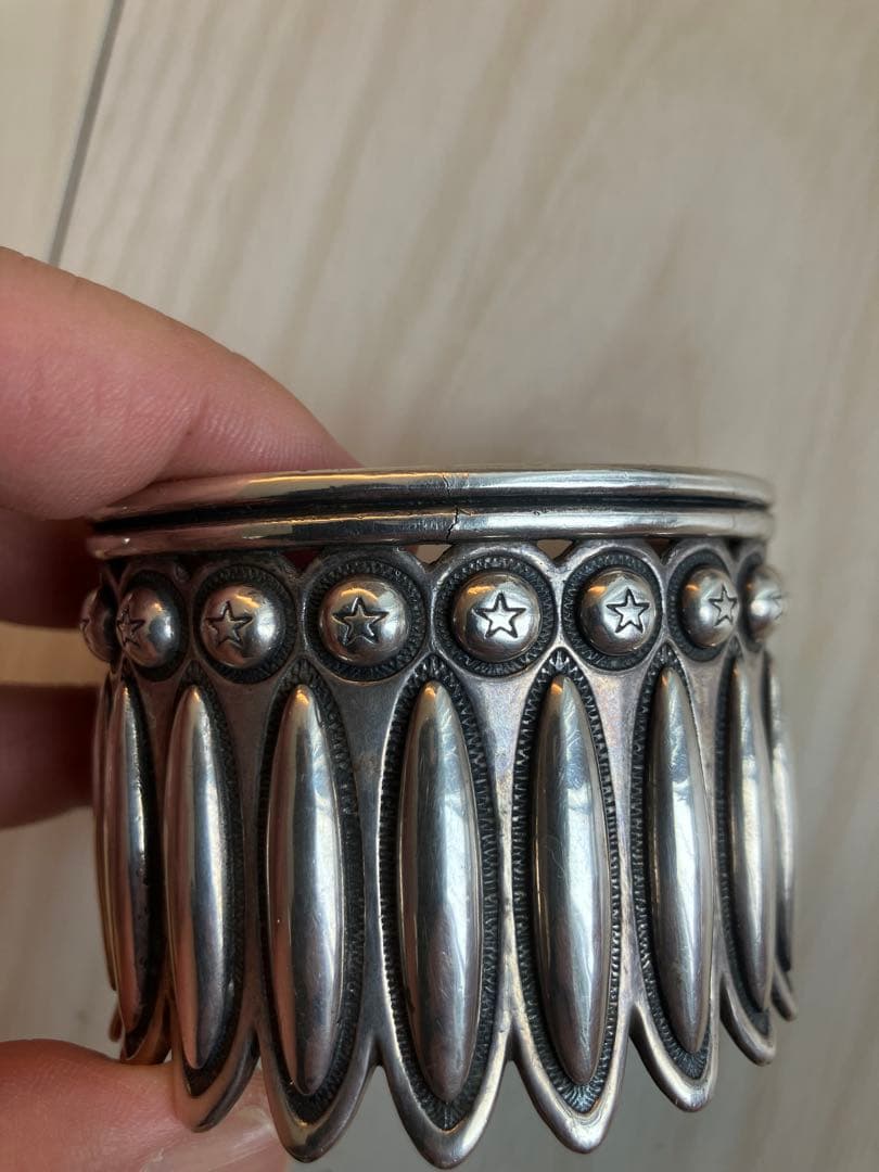 コディサンダーソン　ソロイスト　フェザーバングル