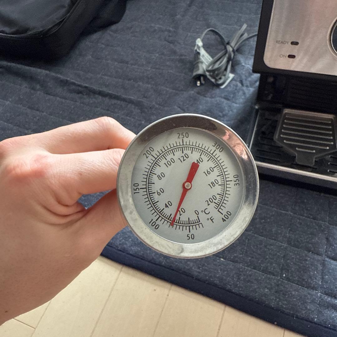 デロンギ エスプレッソマシーン　温度計おまけ付き