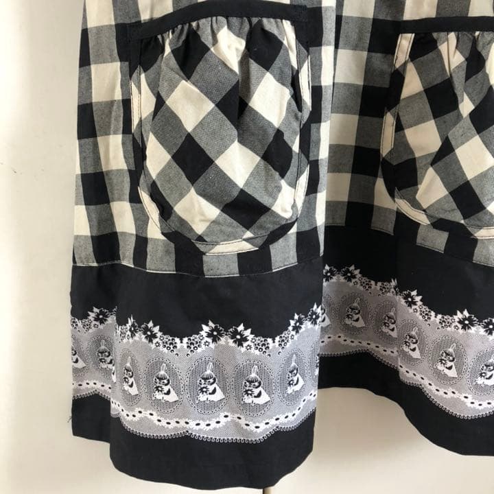 新品タグ付　ムーミンリトルミィ　ミイ　 モノトーン　エプロン　スモック　保育士