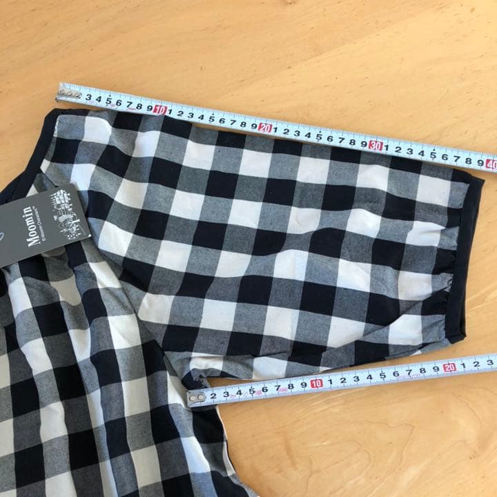 新品タグ付　ムーミンリトルミィ　ミイ　 モノトーン　エプロン　スモック　保育士