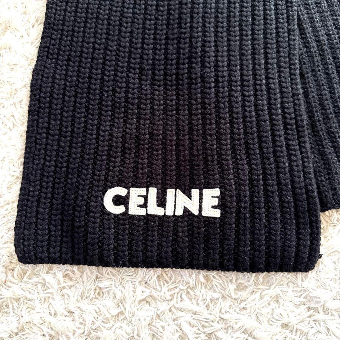 セリーヌ　マフラー