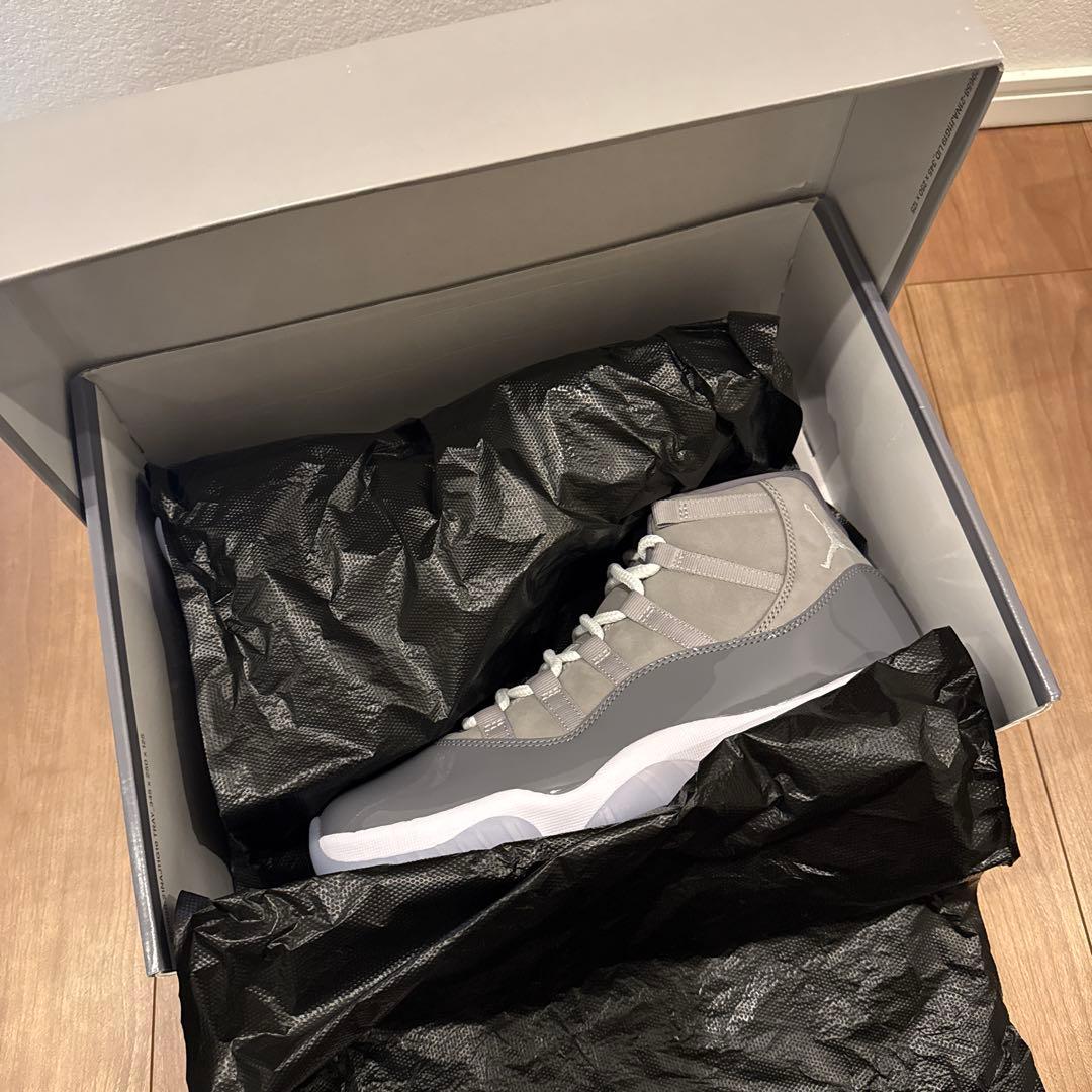新品 未試着 エアジョーダン 11 グレー ハイカット 27.5cm