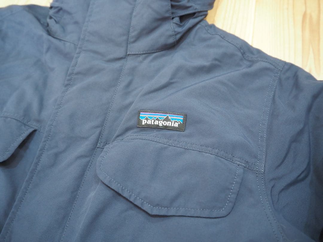 patagonia ネイビー マウンテンパーカー