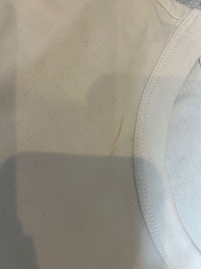 MONCLER ホワイト ロゴ Tシャツ