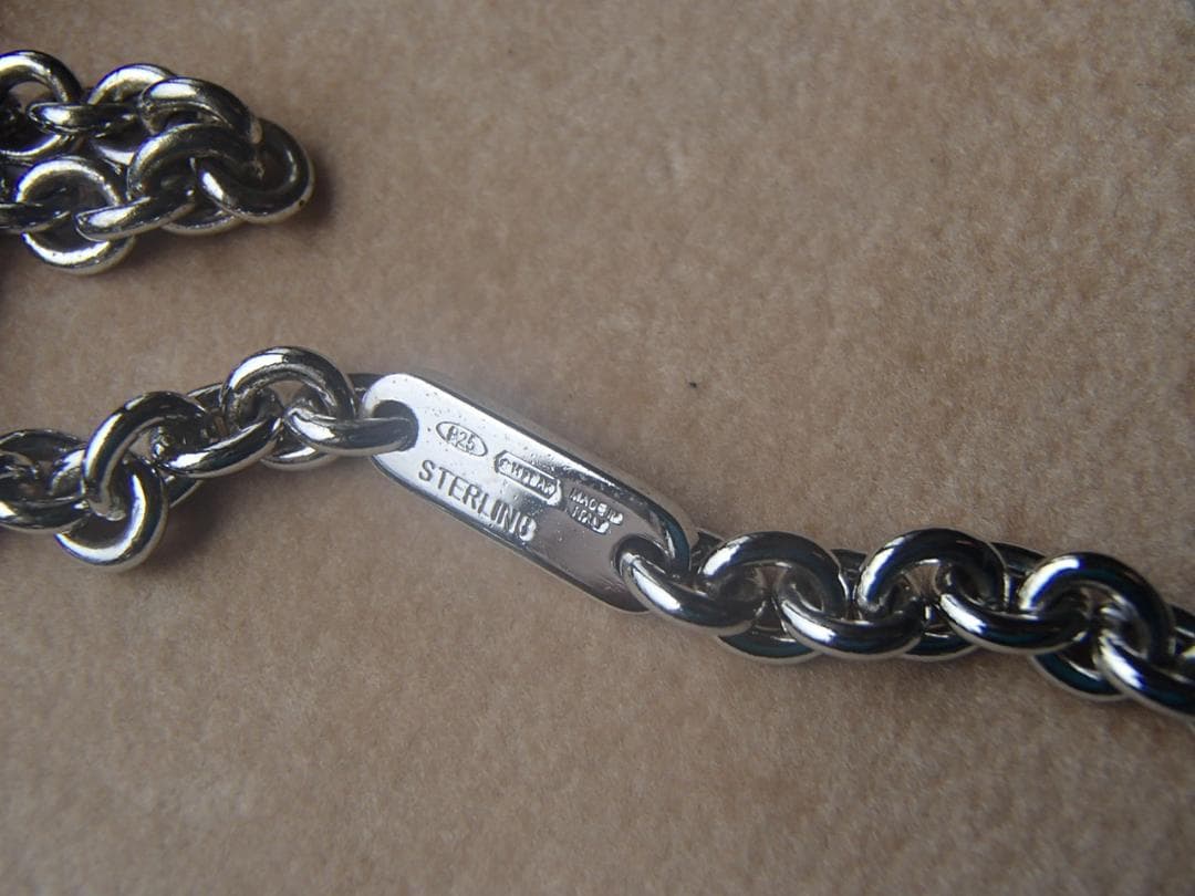 BVLGARI　ブルガリ　ビーゼロワン　キーホルダー