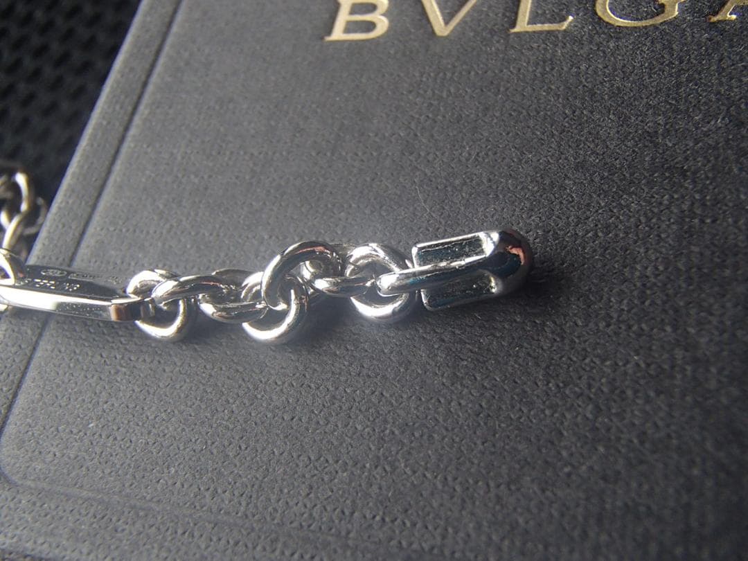 BVLGARI　ブルガリ　ビーゼロワン　キーホルダー