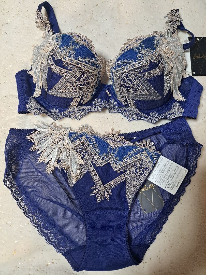 サルート　79グループ　 KO　ブラジャーショーツセット