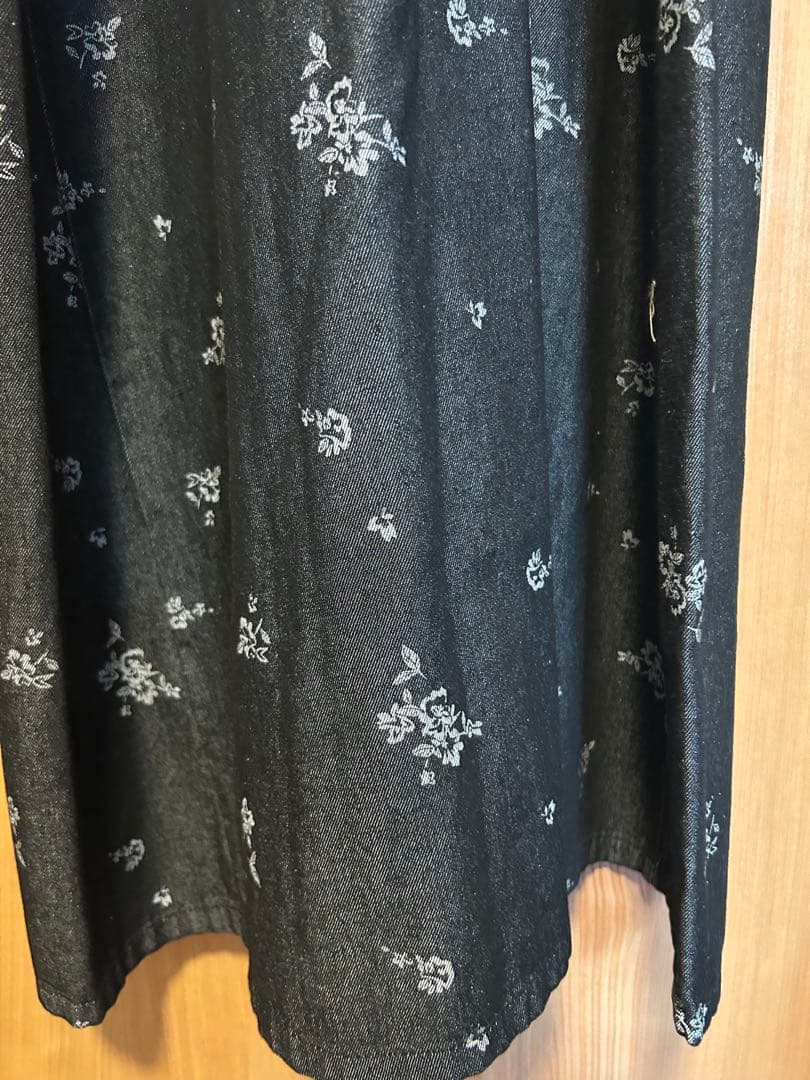 WILFULLY ブラック フラワープリント ロングドレス