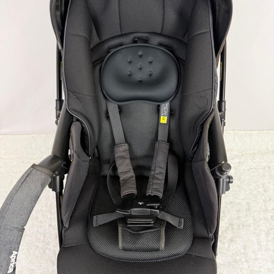 「美品」aprica アップリカ　ラクーナ　クッション　フリー　プラス