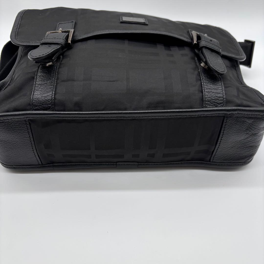 ✨極美品✨ バーバリー ブラックレーベル メッセンジャー ショルダー バッグ 黒