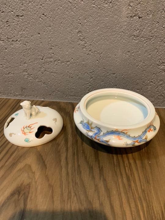 人間国宝　十二代柿右衛門　平形　香炉