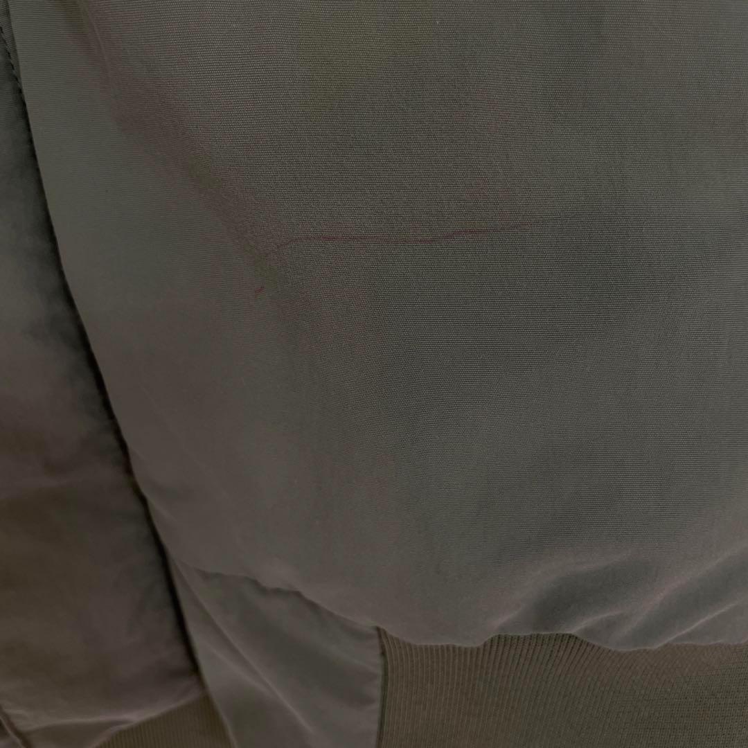 a【即完売モデル】エクストララージ☆ナイロンパファージャケット　カーキ610