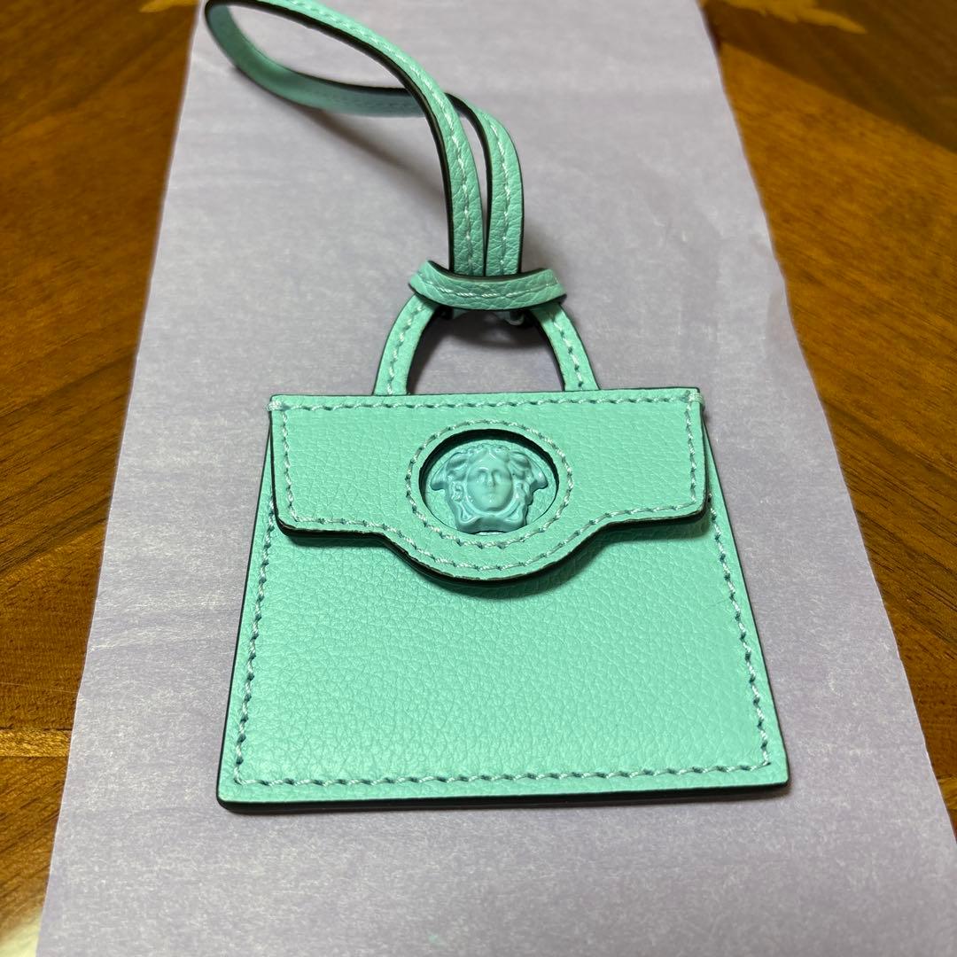 VERSACE ミントグリーン ミラー付きキーホルダー