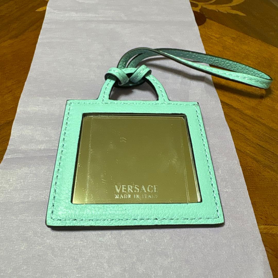 VERSACE ミントグリーン ミラー付きキーホルダー