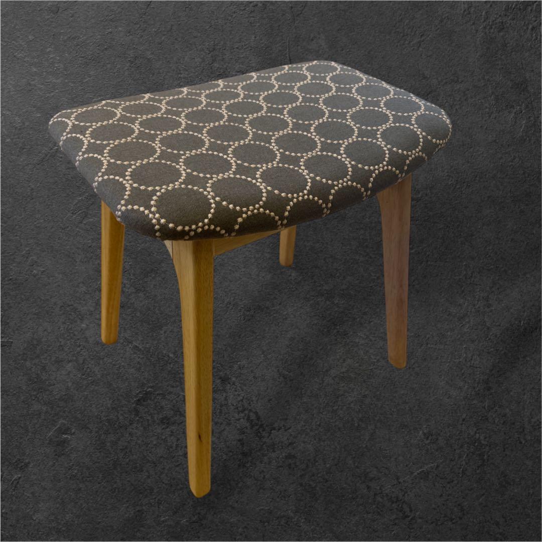 ミナペルホネン使用スツール　イス　椅子　チェア オットマン　インテリア　家具